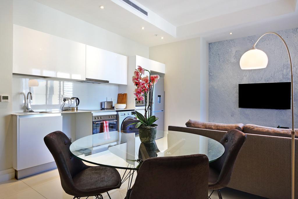 Triangle Luxury Suites By Totalstay Città del Capo Esterno foto