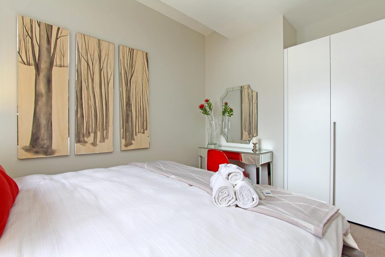 Triangle Luxury Suites By Totalstay Città del Capo Esterno foto